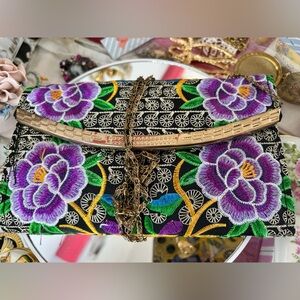Vintage Floral Embroidered Clutch with Gold Chain crossbody
